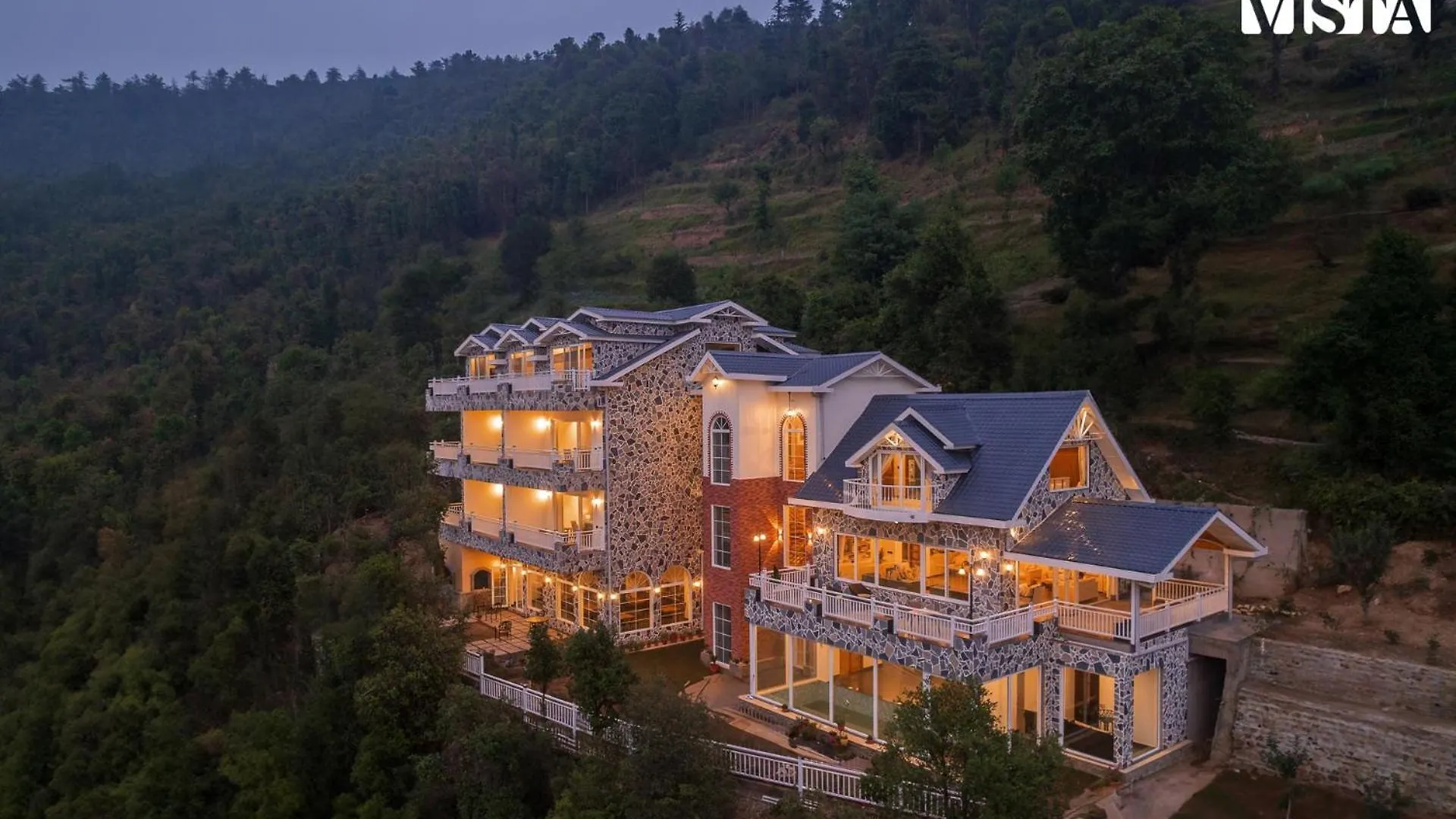 Stayvista At The Mohru Estate W Heated Pool Shimla Villa