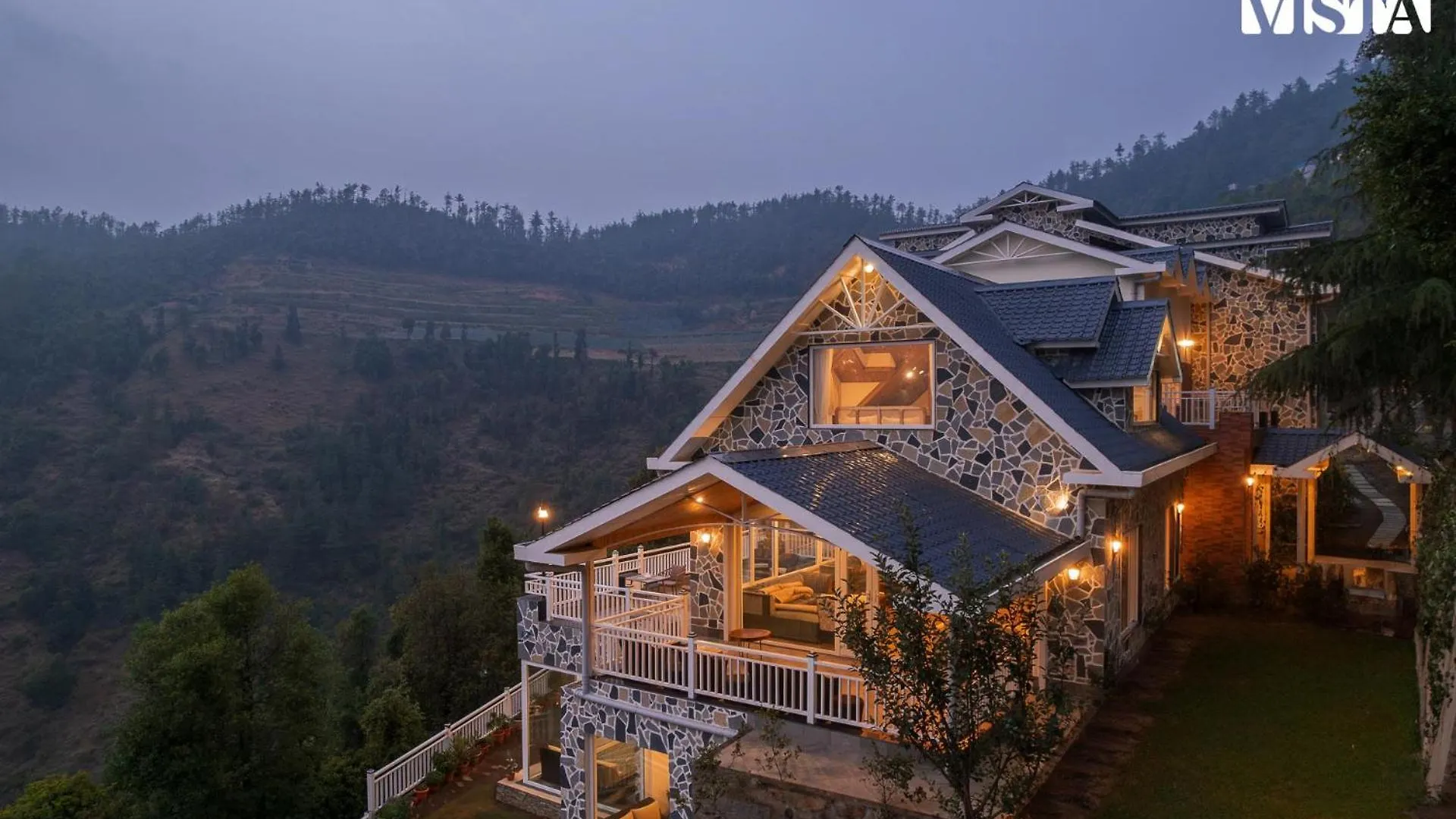 Stayvista At The Mohru Estate W Heated Pool Shimla