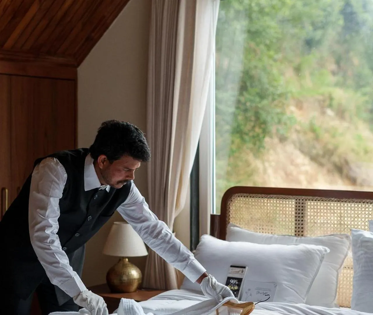 Stayvista At The Mohru Estate W Heated Pool Shimla 0*,  India